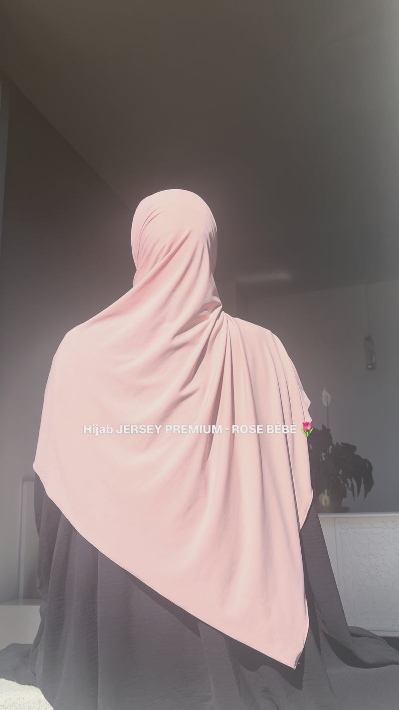 @mezaoura